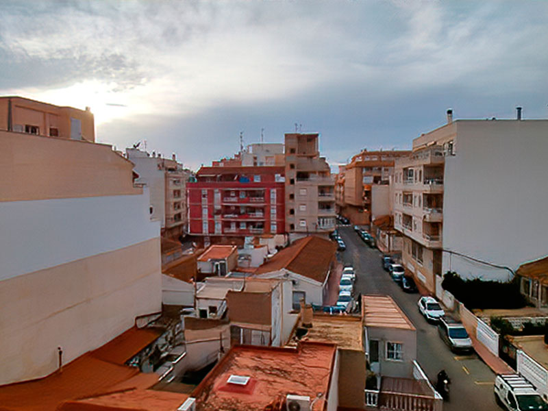 Ático en buen estado de 111 m² en Torrevieja