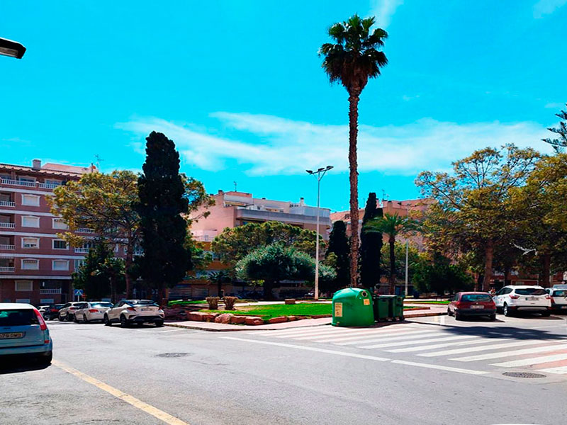 Local bajo comercial en Torrevieja