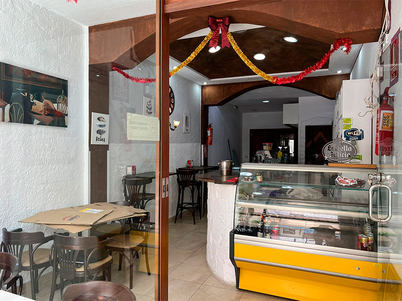 Bar-Cafetería céntrico en Torrevieja