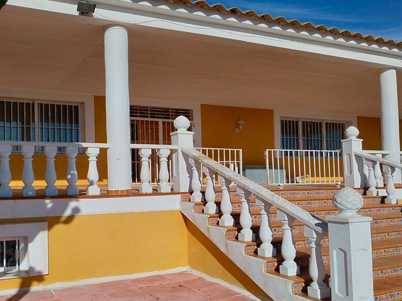 Chalet independiente de gran tamaño en Torremendo