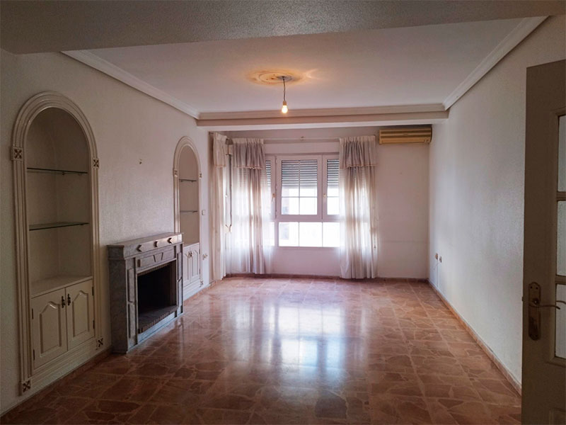 Gran Vivienda junto al Ayuntamiento de Torrevieja