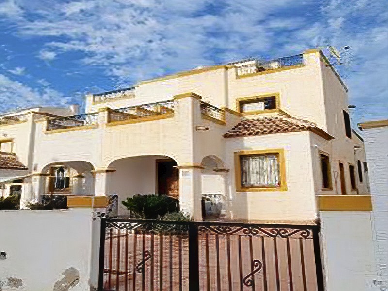 Dúplex de 2 plantas en Los Balcones de Orihuela Costa