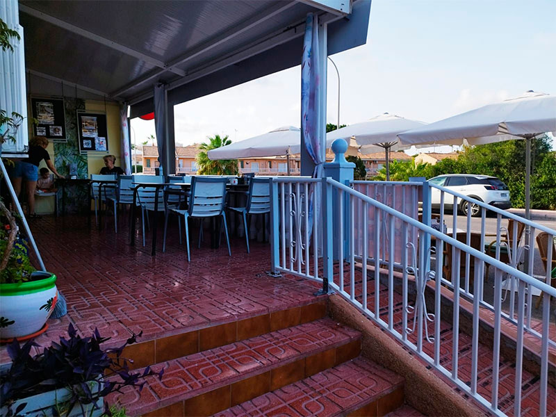 Bar-Cafetería- Restaurante en Punta Prima