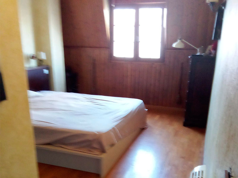Casa grande de 3 plantas en Torrevieja