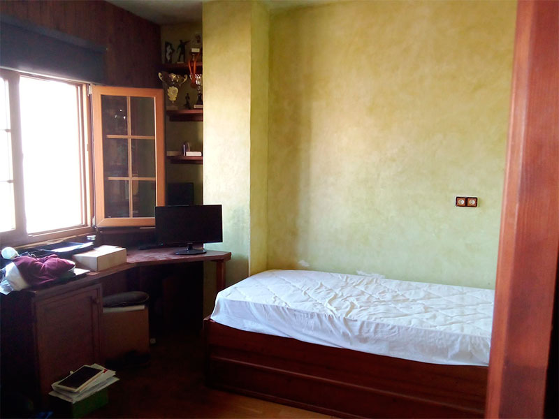 Casa grande de 3 plantas en Torrevieja
