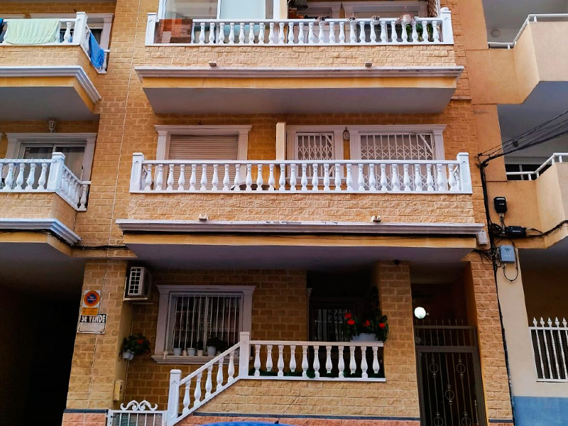 Piso en venta cerca de la playa de los Locos