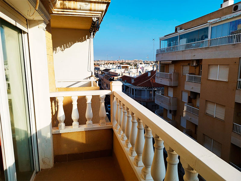 Piso en venta cerca de la playa de los Locos