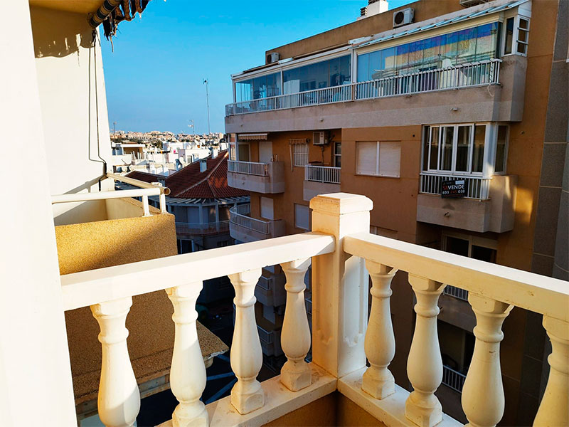 Piso en venta cerca de la playa de los Locos