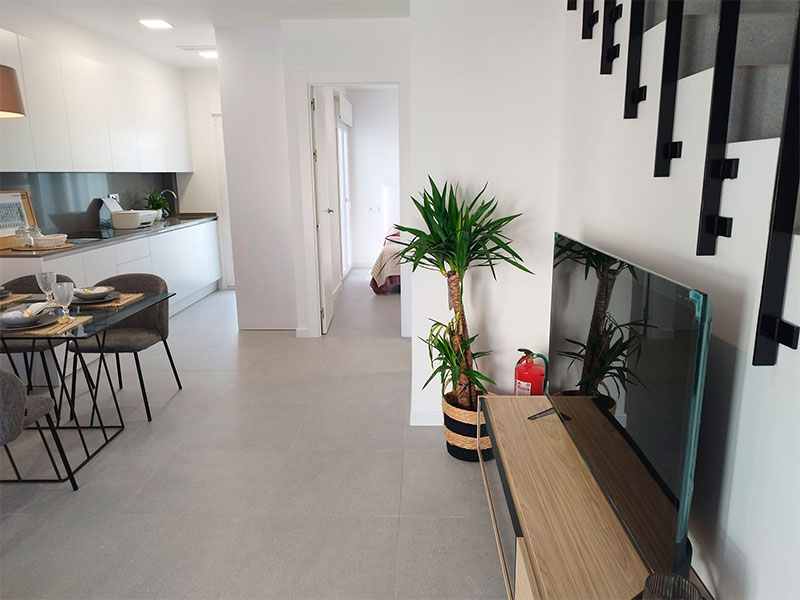 Chalet adosado de obra nueva en San Miguel de las Salinas