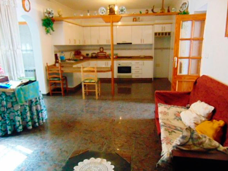 Casa en venta en los Desamparados de Orihuela