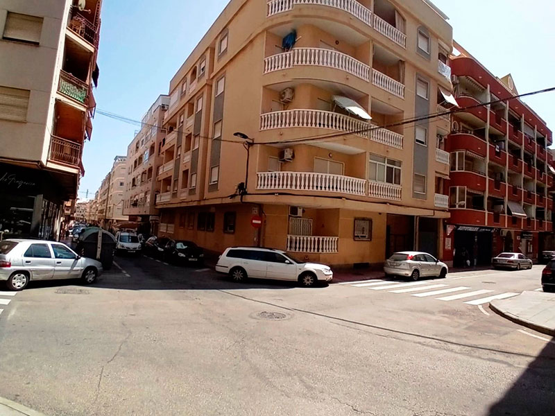 Piso en venta cerca de la playa de los Locos
