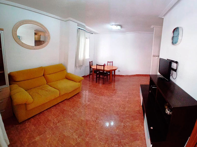 Piso en venta cerca de la playa de los Locos