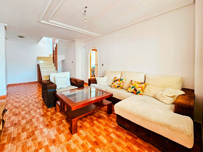 Duplex pareado en Pueblo Centro de Torrevieja