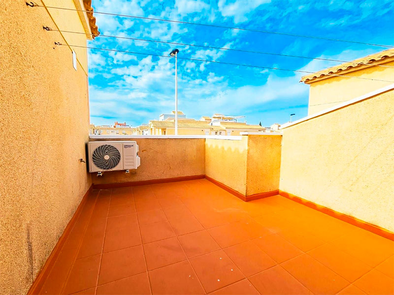 Duplex pareado en Pueblo Centro de Torrevieja