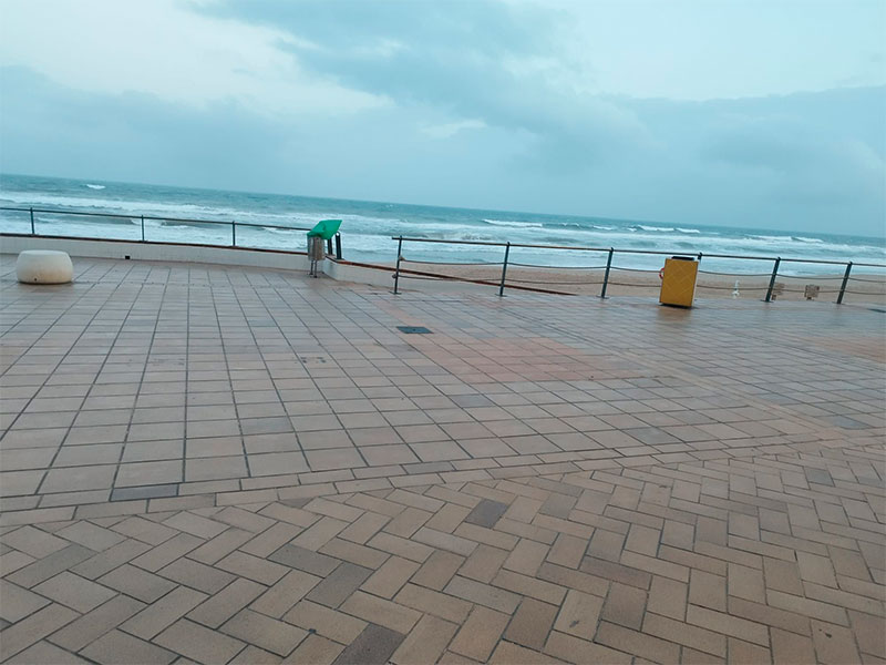 Alquiler y traspaso en Guardamar de Bar al lado del mar