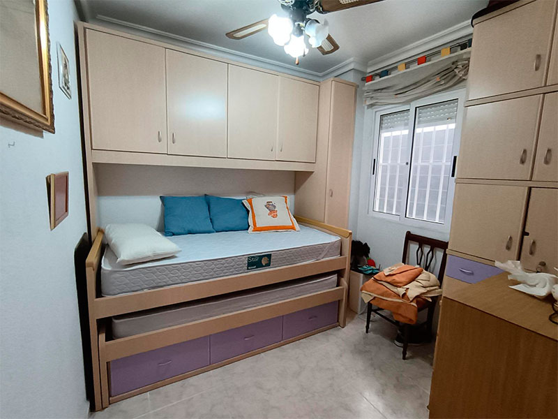 Apartamento con piscina cerca de la Playa