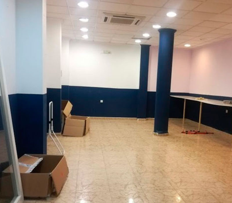 Local en alquiler de 110 m² en Torrevieja
