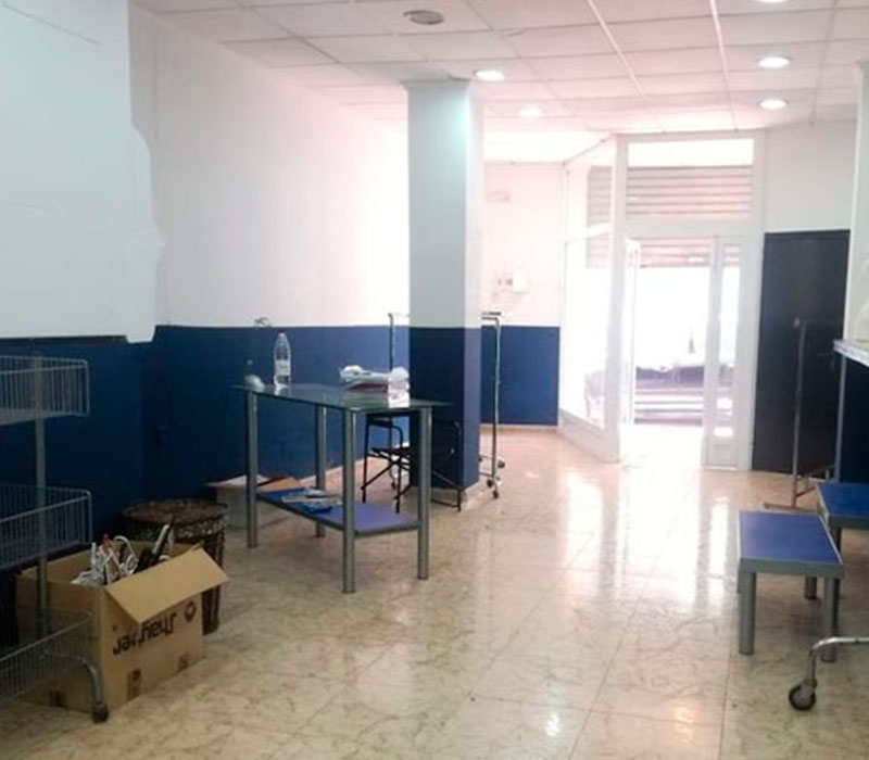 Local en alquiler de 110 m² en Torrevieja