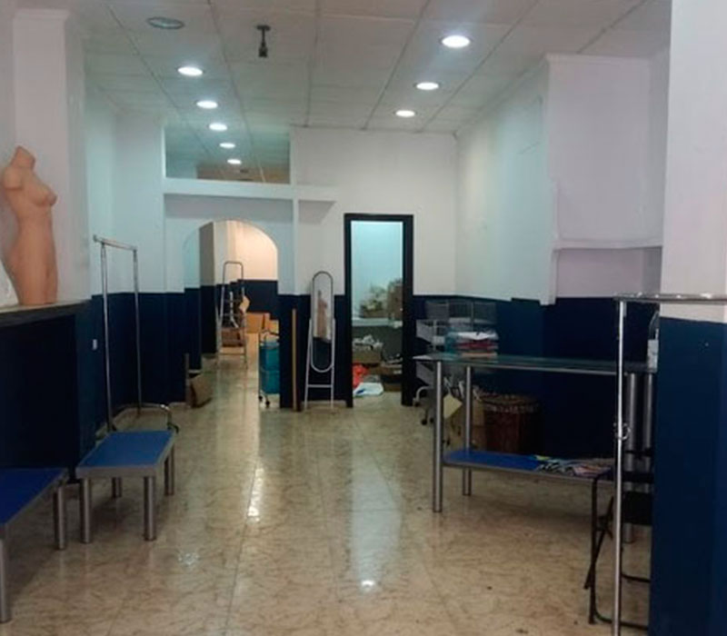 Local en alquiler de 110 m² en Torrevieja